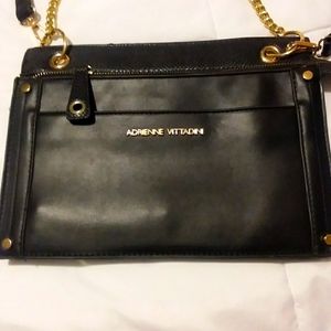 ADRIENNE VITTADINI cross body purse or can be carried with chain.